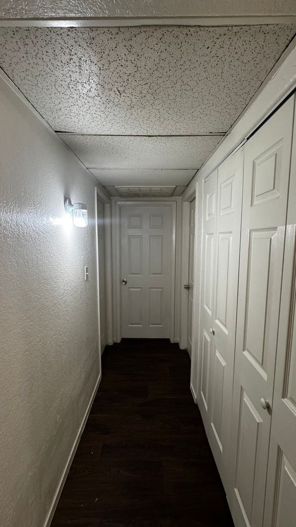 Building Photo - Vacation Lifestyle 2 bedroom first flor