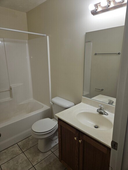Building Photo - 57 Haven Ct