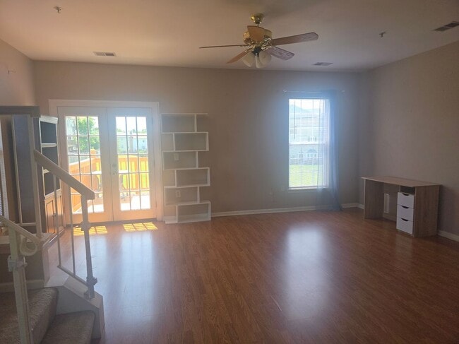 Building Photo - 1227 Rockland Ct