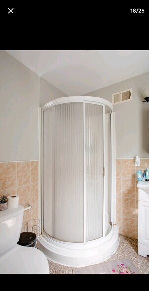 Building Photo - 1728 S 18th St