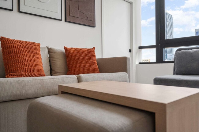 Building Photo - 225 N Miami Ave