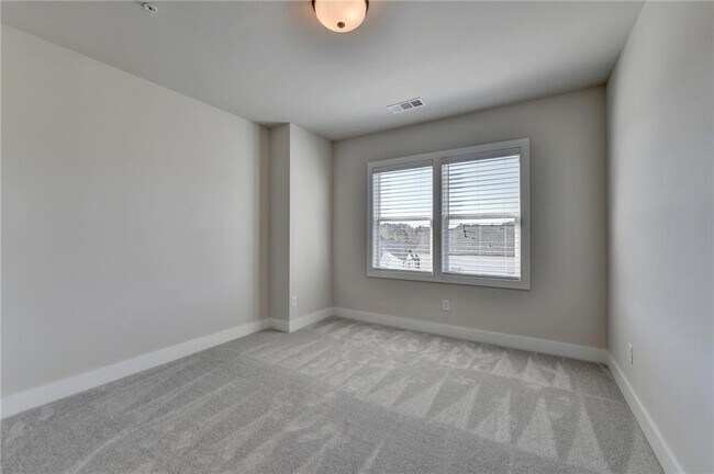 Building Photo - 1241 Waldon Xing