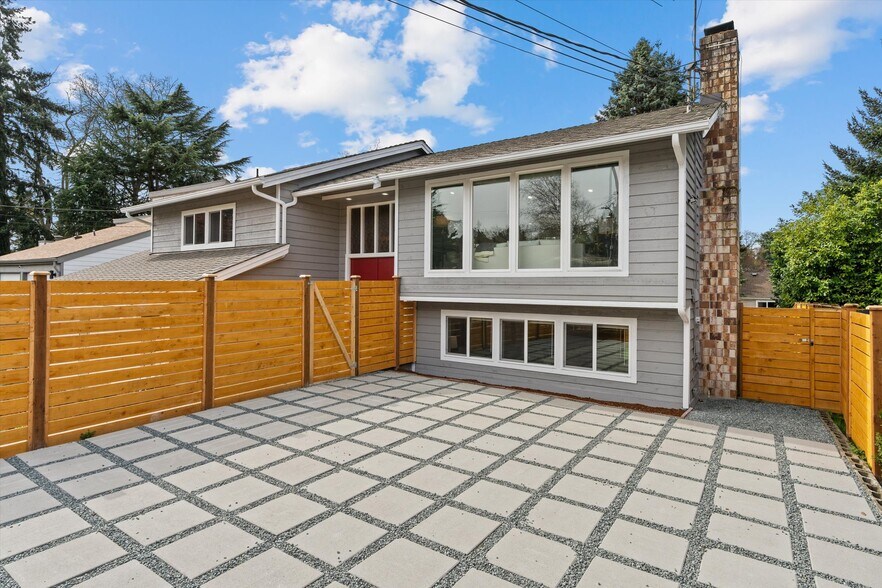 Building Photo - 7407 25th Ave NE