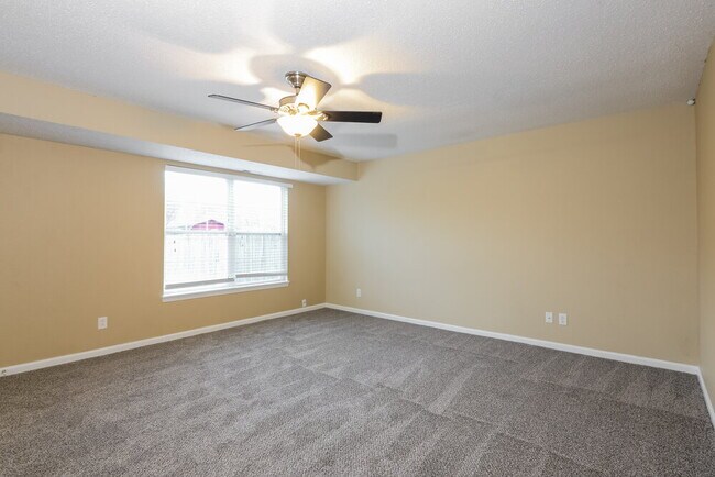 Building Photo - 5821 Dollar Forge Dr