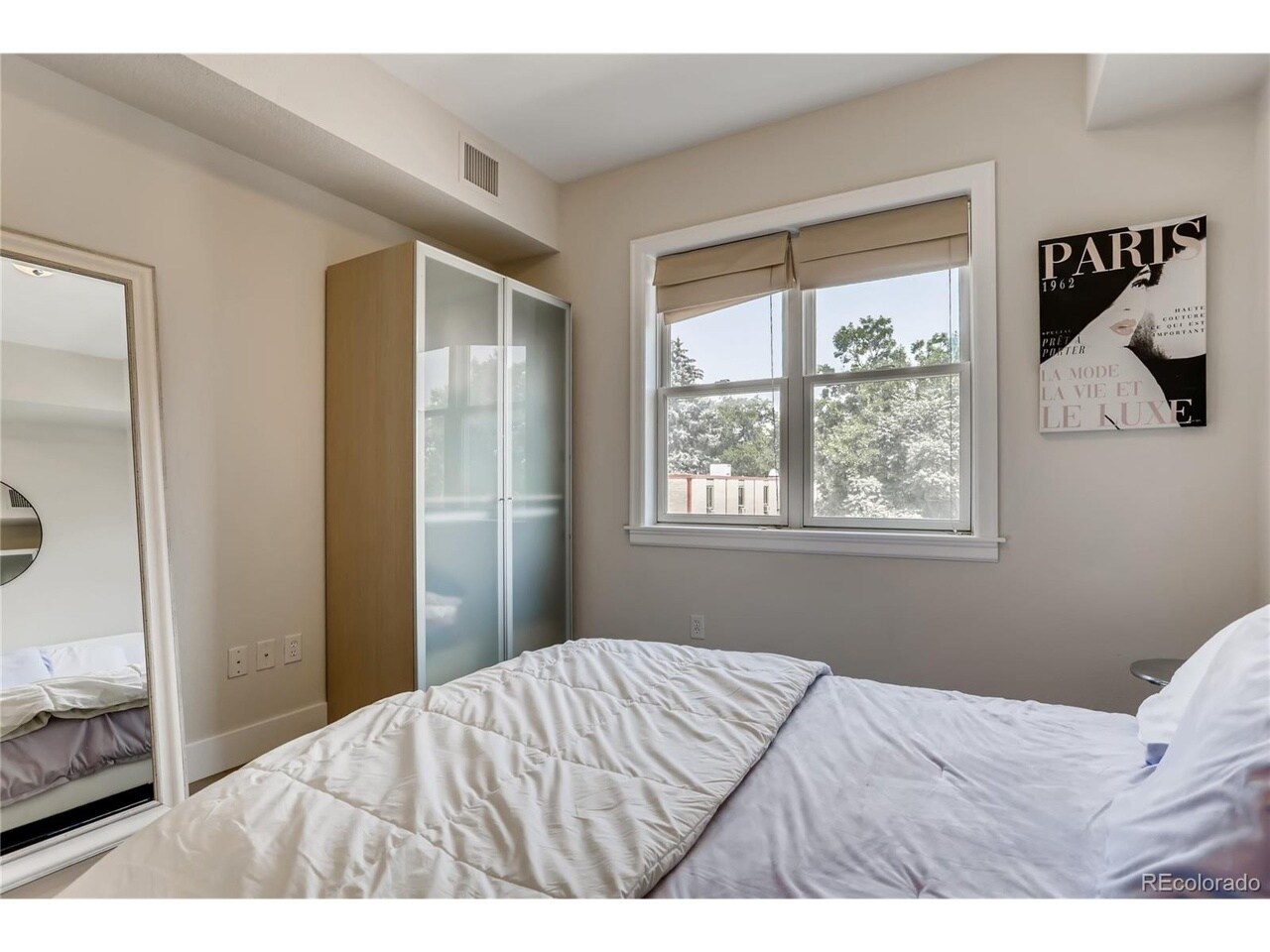 Building Photo - 2200 S University Blvd