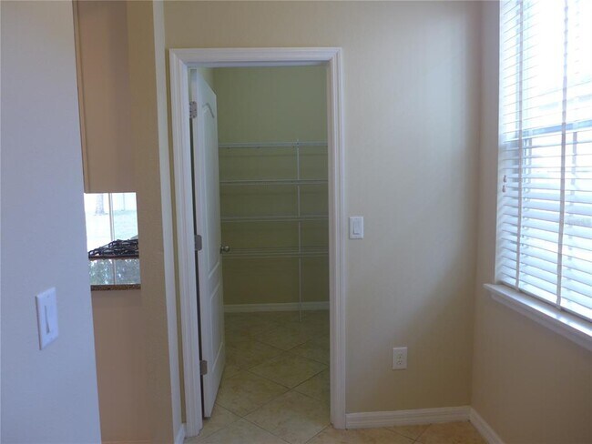 Building Photo - 11054 Spring Point Cir