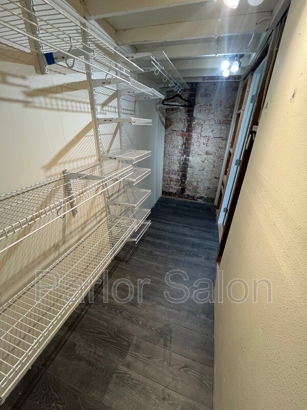 Building Photo - 2200 E Main St