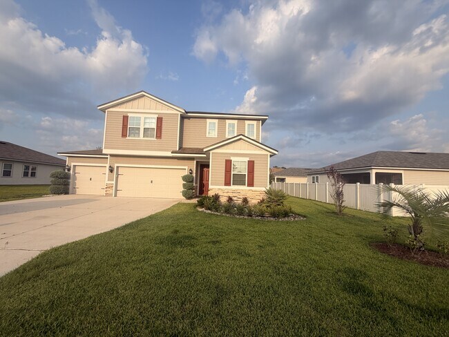 Building Photo - 12591 Lake Taylor Ln