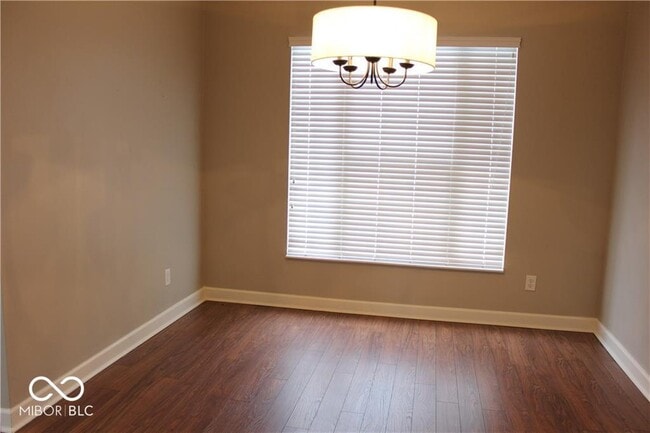 Building Photo - 6255 Canterbury Dr