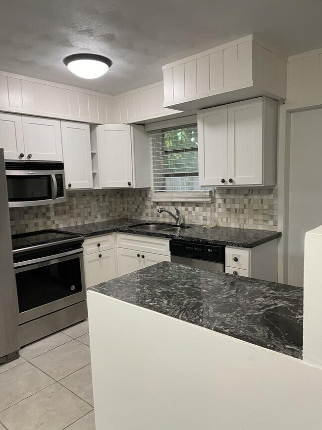 Building Photo - 1518 Grant St