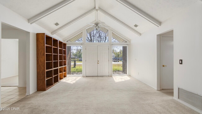 Building Photo - 6217 Wallace Rd