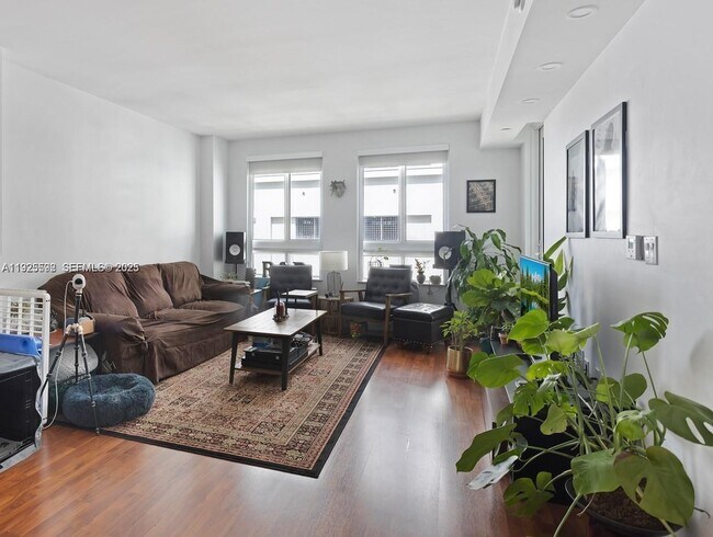 Building Photo - 7350 SW 89th St