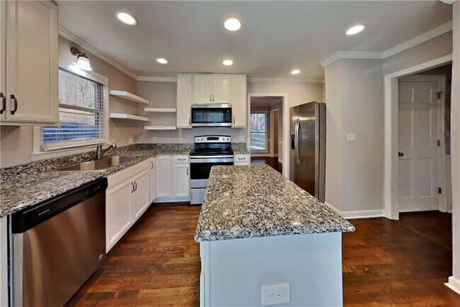 Building Photo - 1059 Rockcrest Dr