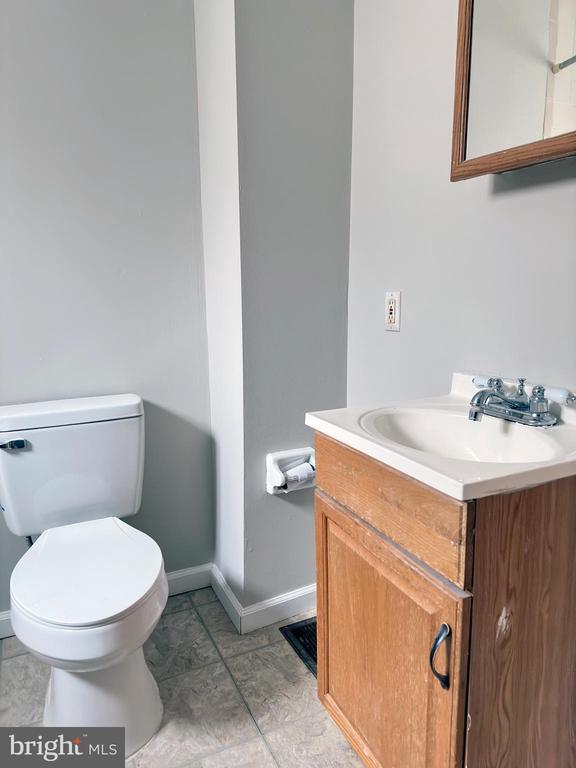 Building Photo - 2113 S 18th St