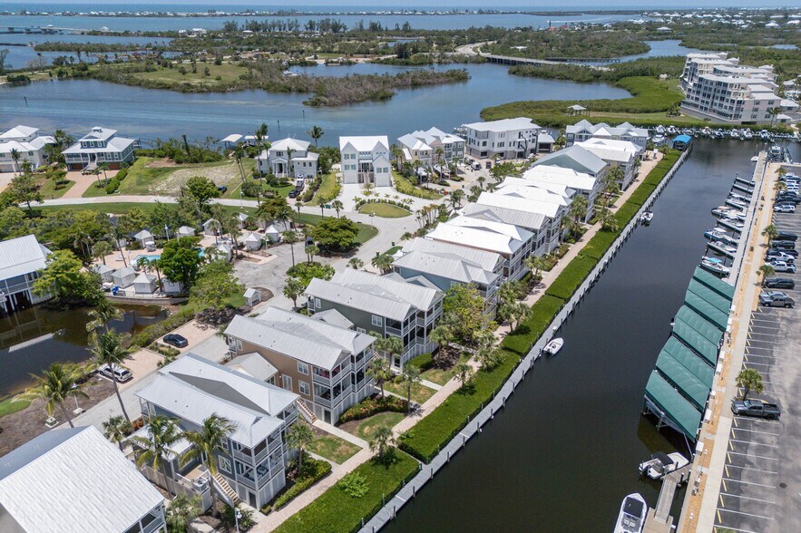 Building Photo - 11780 Anglers Club Dr