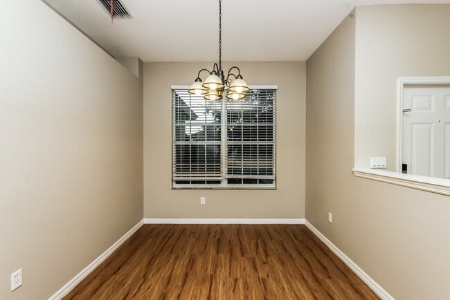 Building Photo - 9513 Blue Stone Cir