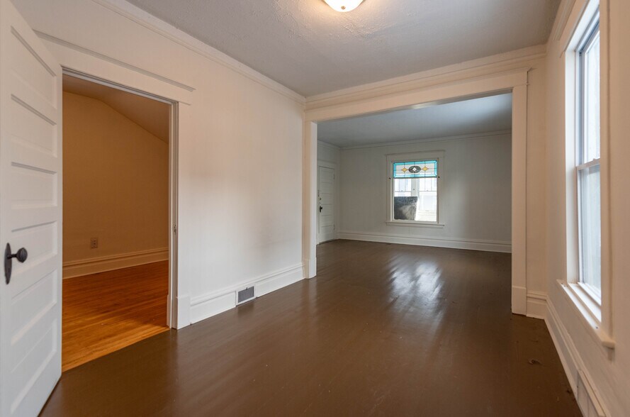 Building Photo - 227 N Humboldt Ave N