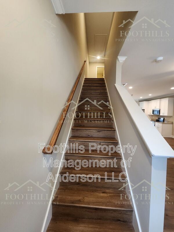 Building Photo - 113 Cypress Run