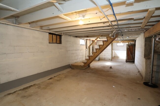 Building Photo - Newly Updated 3 Bedroom Home!