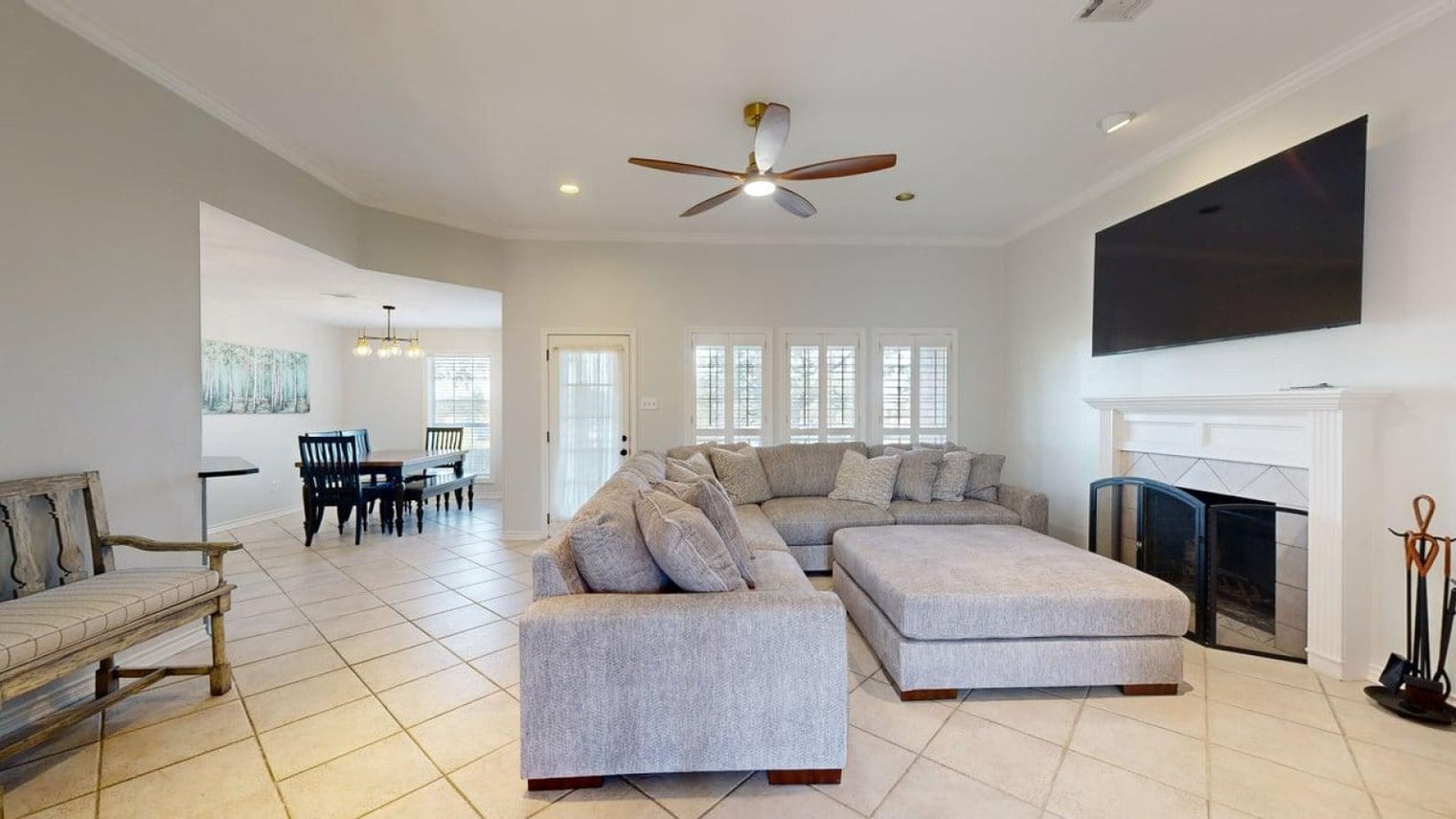 Building Photo - 1803 Fernhaven Cir