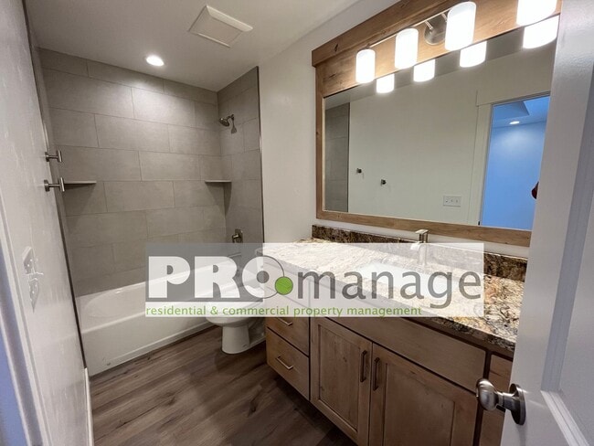 Building Photo - 3 Bed, 2 Bath Town Home w/ 2 Car Garage - BRAND NEW - Idaho Falls