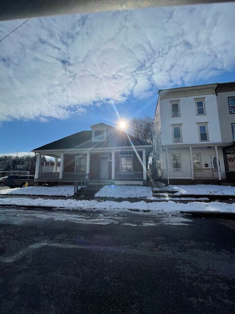 Building Photo - 1851 North St