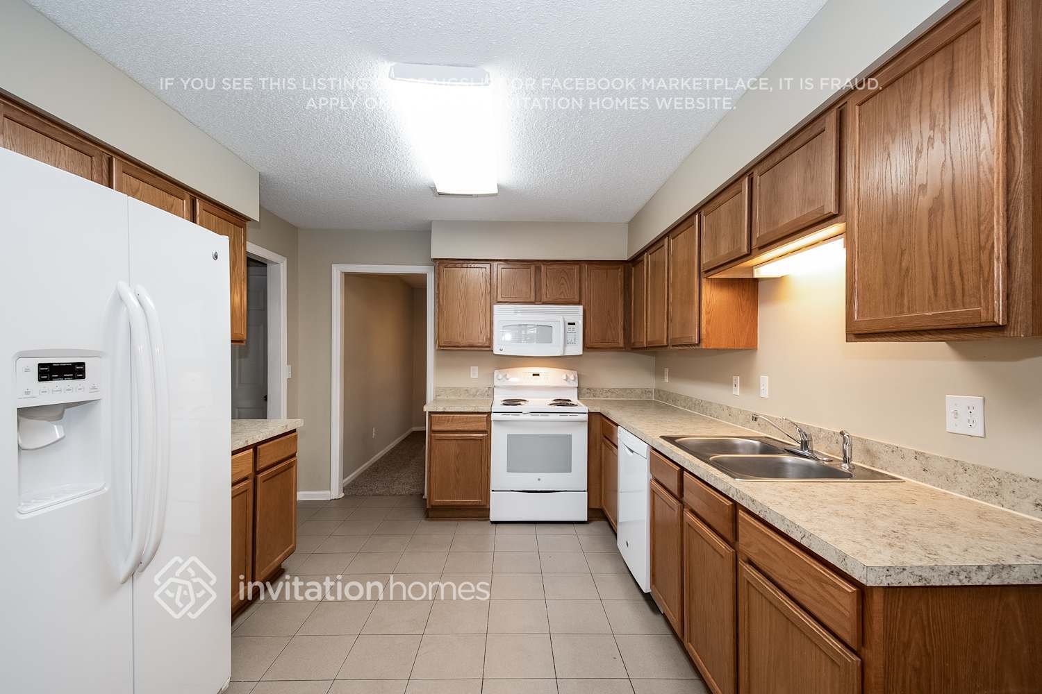 Building Photo - 2048 Pompano Pkwy