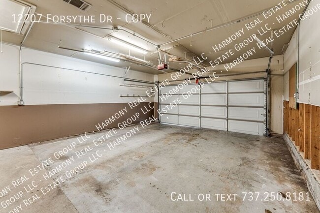 Building Photo - 12207 Forsythe Dr