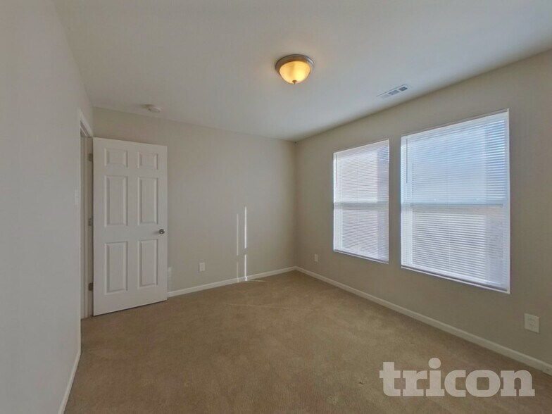 Building Photo - 7320 Mitzi Deborah Dr