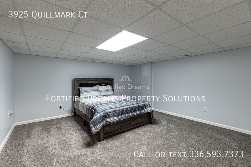 Building Photo - 3925 Quillmark Ct