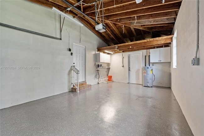Building Photo - 516 Gerona Ave