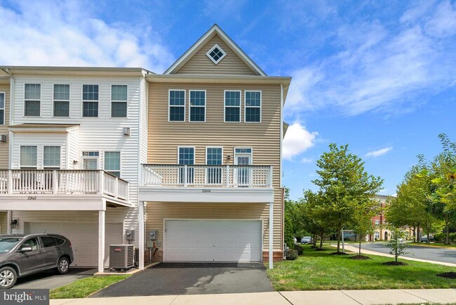 Building Photo - 22664 Amberjack Square