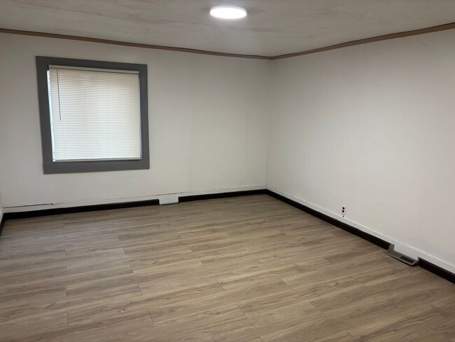 Building Photo - 3Bed New Phila Ranch Home for Rent