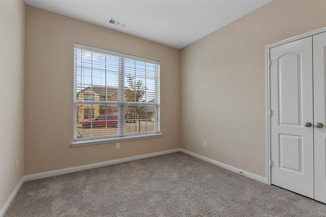 Building Photo - 5412 Persimmon Dr