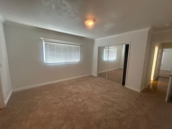 Building Photo - 429 Paulette Pl