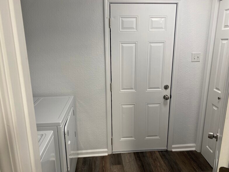 Laundry room with pantry - 8411 Ferndale Cut Off Rd