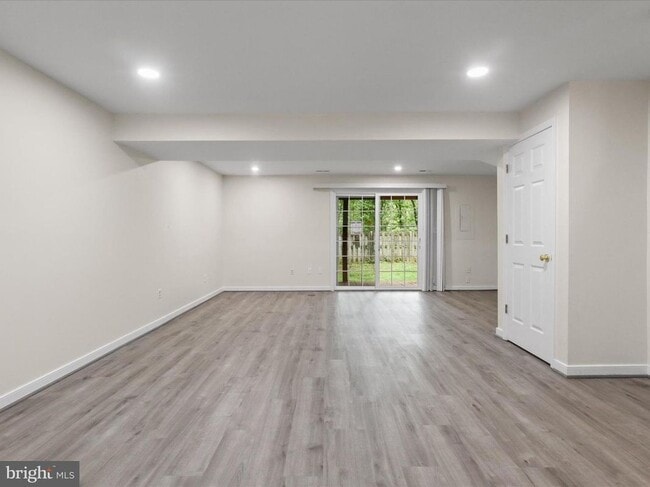 Building Photo - 109 Donelson Loop