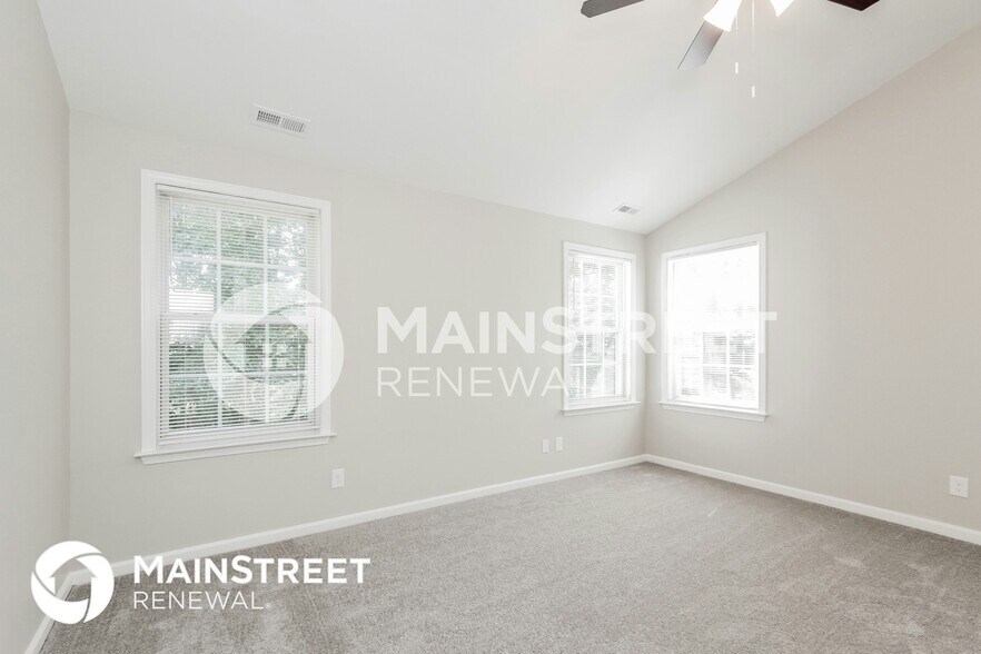 Building Photo - 6320 Spanish Moss Ln