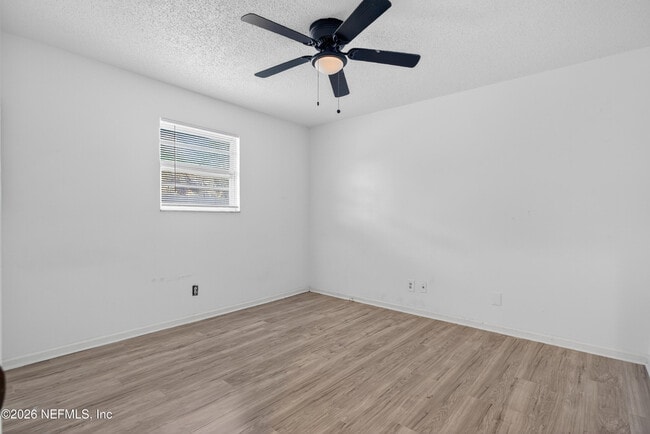 Building Photo - 217 Quince Ct