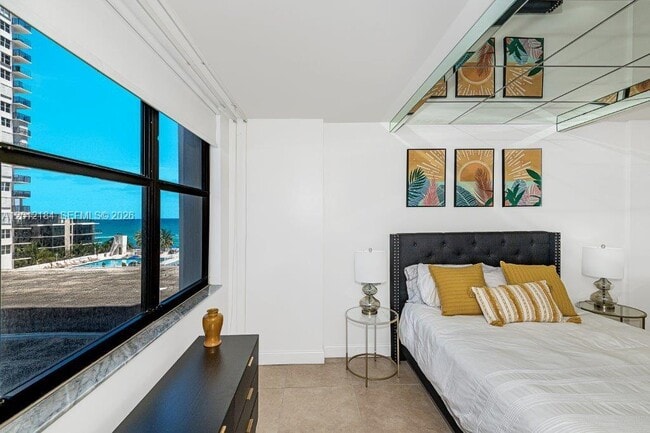 Building Photo - 2401 S Ocean Dr
