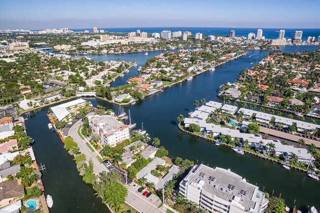 Building Photo - 3705 NE 16th Ave