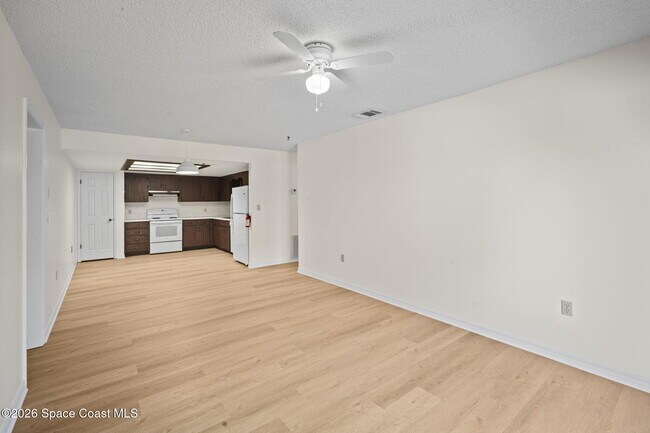 Building Photo - 1780 Stewart Pl