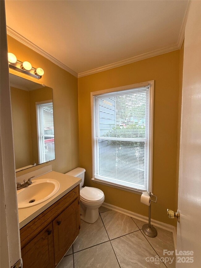 Building Photo - 9125 Winter Moss Ct