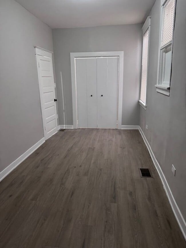 Building Photo - 65 Kilpatrick