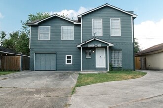 Building Photo - 3202 Rockrill Dr