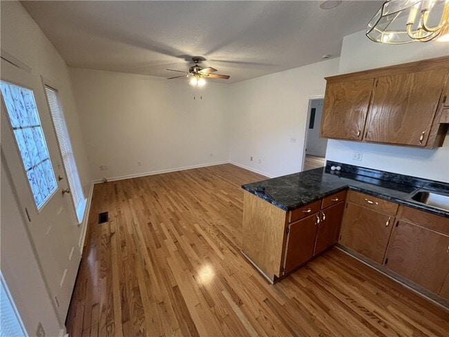 Building Photo - 309 Dixie Dr