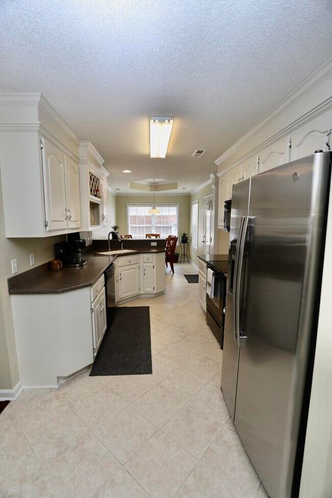 Building Photo - 3196 Daufaskie Rd