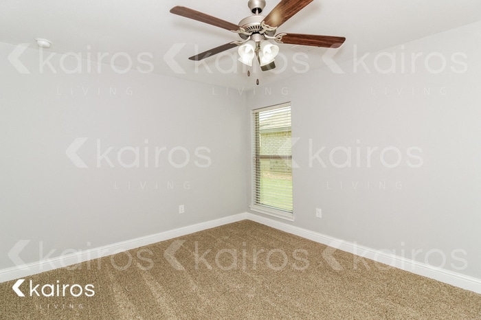 Building Photo - 9411 Rockwood Dr