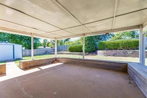 Building Photo - 3623 Linda Ave