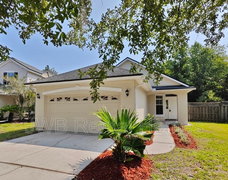 Building Photo - 268 Silver Glen Ave